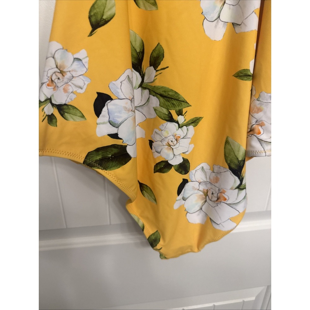Cupshe Yellow One Piece Swimwear Bathing Suit Floral Women 1XL NWT - Picture 8 of 10
